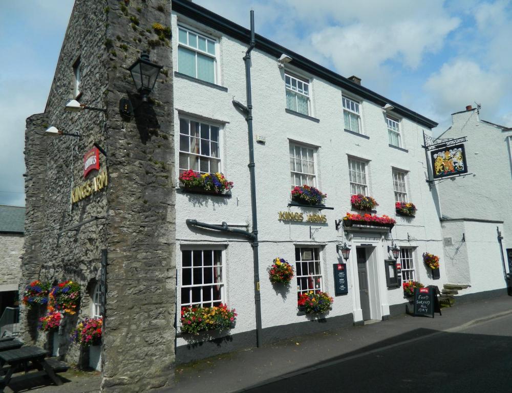 Kings Arms Hotel Holme  Exteriör bild